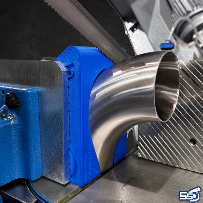 Exhaust tip cutting tool for welding and fabrication